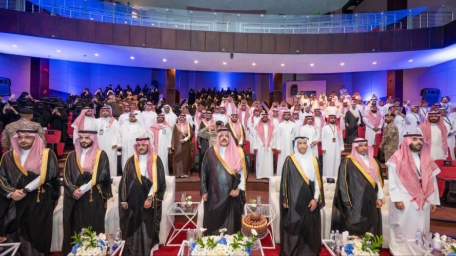 أمير حائل: “أنتم لا تستثمرون من أجلكم أنتم تستثمرون من أجل الوطن”