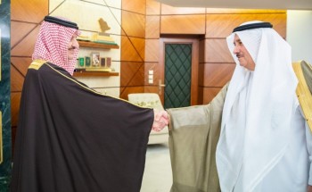 أمير الشرقية يستقبل رئيس مجلس إدارة جمعية الرمدي وأعضاء مجلس الادارة أمير الشرقية يستقبل رئيس مجلس إدارة جمعية الرمدي وأعضاء مجلس الادارة