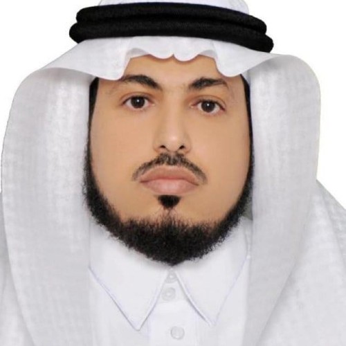مدير مكتب تعليم صامطة يهنئ القيادة الرشيدة بحلول عيد الفطر المبارك