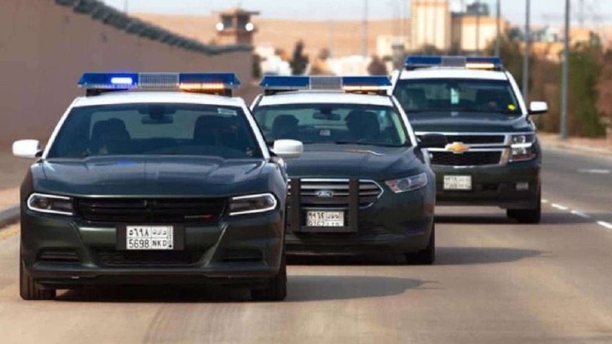 شرطة الجوف توضح ملابسات فيديو وثق أمام محل تجاري ويصاحبه صوت إطلاق أعيرة نارية