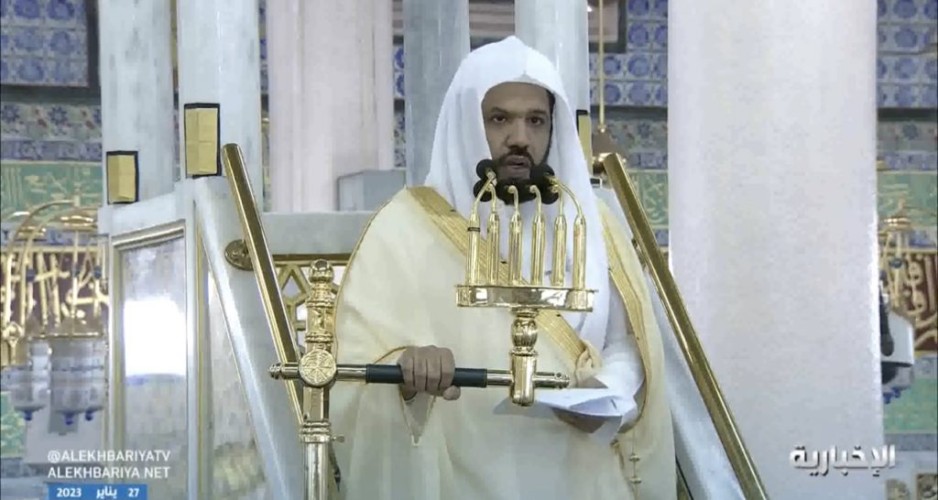 فيديو | خطيب المسجد النبوي أحمد الحذيفي: الأمطار نعمة عظيمة وروح تبعث الحياة في كل شيء