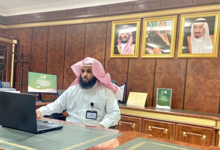 مدير هيئة الحدود الشمالية يعقد اجتماعاً برؤساء الهيئات والمراكز بالمنطقة