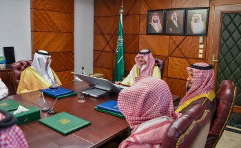أمير الشرقية يدشن النسخة الثانية من برنامج “بر الاجتماعي” أمير الشرقية يدشن النسخة الثانية من برنامج “بر الاجتماعي”