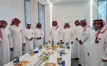 فرع وزارة التجارة بالجوف يقيم حفل معايدة لمنسوبيه فرع وزارة التجارة بالجوف يقيم حفل معايدة لمنسوبيه