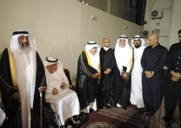 أعضاء السلك الدبلوماسي والمسؤولين يقدمون واجب العزاء والمواساة آل الشيبي أعضاء السلك الدبلوماسي والمسؤولين يقدمون واجب العزاء والمواساة آل الشيبي