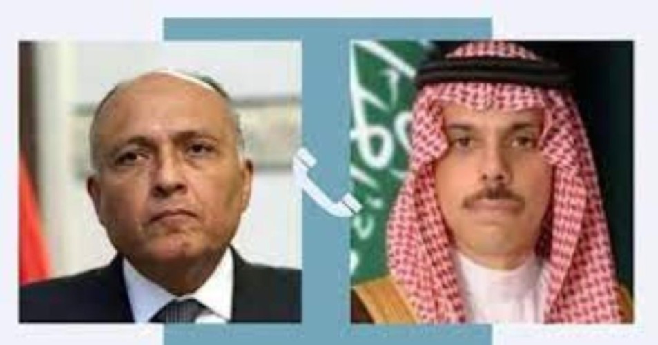 سمو وزير الخارجية يبحث مع وزير الخارجية المصري تطورات الأوضاع في الأراضي الفلسطينية