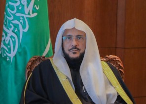 وزير الشؤون الإسلامية: تولي الأمير محمد بن سلمان ولاية العهد طالع خير على المملكة وعلى الأمتين العربية والإسلامية والعالم أجمع وزير الشؤون الإسلامية: تولي الأمير محمد بن سلمان ولاية العهد طالع خير على المملكة وعلى الأمتين العربية والإسلامية والعالم أجمع