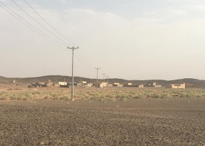 سكان أحياء أم برقة يطالبون بلدية أبانات بسفلتة الطريق المؤدي إلى منازلهم. سكان أحياء أم برقة يطالبون بلدية أبانات بسفلتة الطريق المؤدي إلى منازلهم.