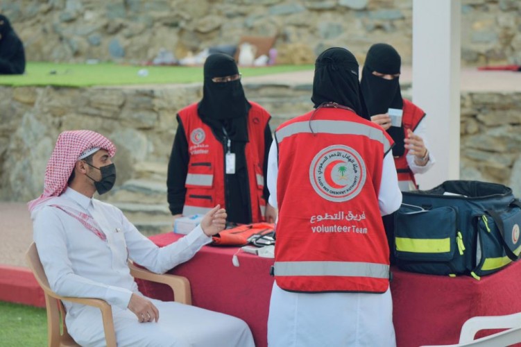 هلال الباحة ينفذ عددا من الحملات التطوعية