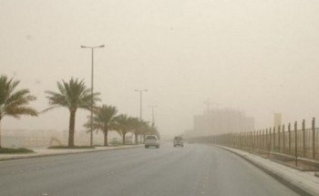 الأرصاد: رياح نشطة وأتربة على تلك المناطق.. وأمطار رعدية على جازان وعسير