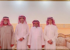 الشويلعي يحتفل بتخرج ابنائه من الجامعة الشويلعي يحتفل بتخرج ابنائه من الجامعة