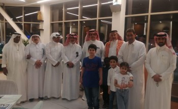 (بيتش هاوس) يستقبل (أبناء البر) في إفطار جماعي.. بعد تجارب مثيرة مع (رويال جولد ونج تيم) للدراجات النارية (بيتش هاوس) يستقبل (أبناء البر) في إفطار جماعي.. بعد تجارب مثيرة مع (رويال جولد ونج تيم) للدراجات النارية