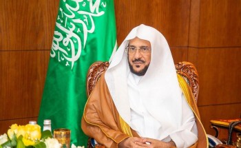 وزير الشؤون الإسلامية يصدر قراراً يقضي بإنشاء إدارة لشؤون المتبرعين لإعمار المساجد في ديوان الوزارة وزير الشؤون الإسلامية يصدر قراراً يقضي بإنشاء إدارة لشؤون المتبرعين لإعمار المساجد في ديوان الوزارة