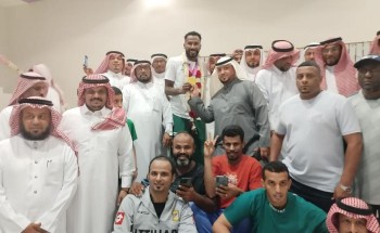 بعد إحرازه ذهبية بدورة الألعاب الآسيوية.. جمعية التنمية بالعالية تُكرم “مسرحي”