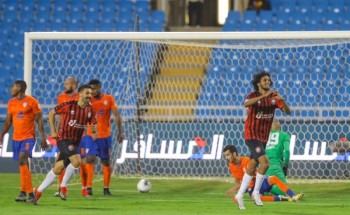 الرائد يحقّق انتصاره الأول هذا الموسم على حساب الفيحاء الرائد يحقّق انتصاره الأول هذا الموسم على حساب الفيحاء