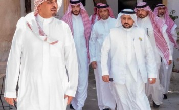 بمرافقة مدير إدارة التوطين بالرياض “نواف بن فرحان الرشيدي” .. محافظ الدرعية الأمير “فهد بن سعد بن عبدالله بن تركي” يقوم بجولة تفقدية لحي سمحان بمرافقة مدير إدارة التوطين بالرياض “نواف بن فرحان الرشيدي” .. محافظ الدرعية الأمير “فهد بن سعد بن عبدالله بن تركي” يقوم بجولة تفقدية لحي سمحان