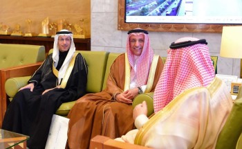 سمو أمير منطقة الرياض يستقبل الدكتور قاسم القصبي