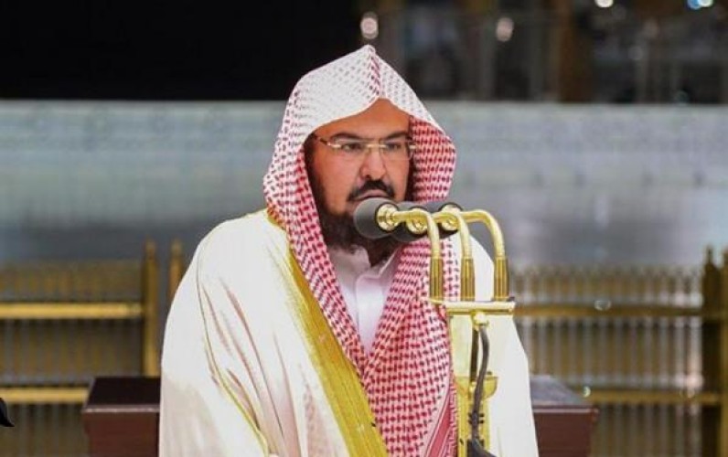 السديس: يحذر من إضاعة الوقت في الهواتف المحمولة ومواقع التواصل خلال هذه الأيام المباركة