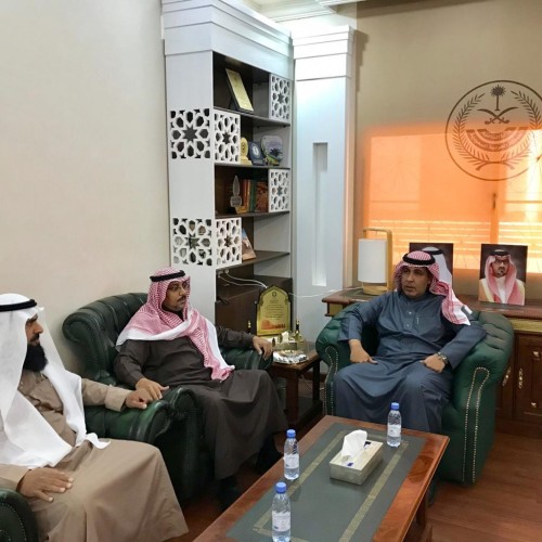محافظ العلا يستقبل مشرف فرع جمعية تكافل الخيرية