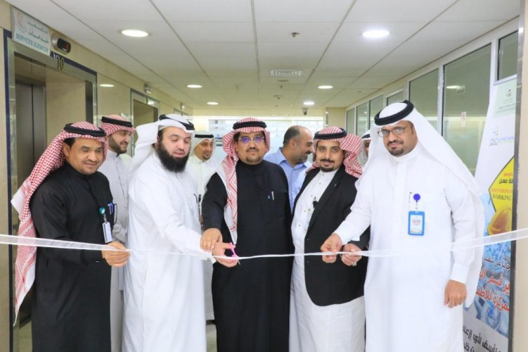 مدير عام صحة المدينة يدشن المرحلة الأولى من توسعة وتطوير العناية المركزة للأطفال