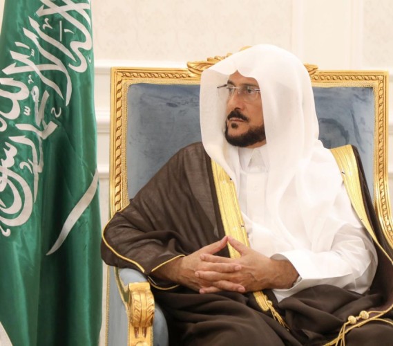 وزير الشؤون الإسلامية نؤكد رفضنا التام لمثل هذه التصرفات الإجرامية الفردية المشينة والمحزنة التي لايقرها الإسلام.⁧