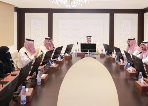 سمو محافظ الاحساء يطلع على مشروع التحول في حوكمة إدارة التعليم سمو محافظ الاحساء يطلع على مشروع التحول في حوكمة إدارة التعليم