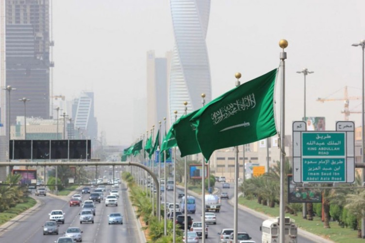 عاجل.. السعودية تغلق المنافذ البرية وانتهاء مهلة الدخول من الإمارات والكويت والبحرين