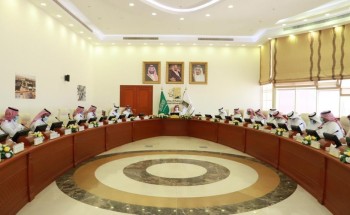 اللجنة الاستشارية بجامعة الجوف تعقد اجتماعها الدوري اللجنة الاستشارية بجامعة الجوف تعقد اجتماعها الدوري