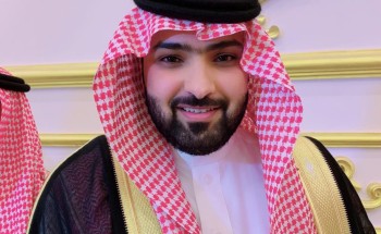 بالفيديو والصور .. الدكتور إبراهيم ملفي بن مشخص بن هدهود يحتفل بزواجه في قصر أسيا للأحتفالات بحائل