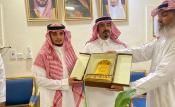 الخلاوية يكرمون الحربي وصنهات بحفل الوداع والترحيب بحضور محافظ بيش الخلاوية يكرمون الحربي وصنهات بحفل الوداع والترحيب بحضور محافظ بيش