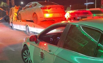 معرضًا حياته وحياة الآخرين للخطر .. ضبط قائد مركبة قام بممارسة التفحيط في حي المنصورية بـ”عرعر” معرضًا حياته وحياة الآخرين للخطر .. ضبط قائد مركبة قام بممارسة التفحيط في حي المنصورية بـ”عرعر”
