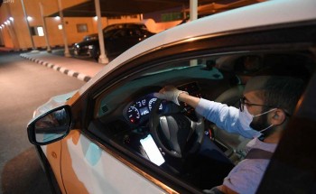 عدد من تطبيقات التوصيل تعلن عن تعليق خدماتها في الرياض
