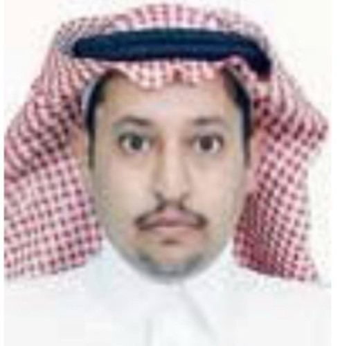 الدكتوراة للإعلامي العنزي عن أطروحته( دور الجامعات في بناء الصورة الذهنية للمملكة العربية السعودية )