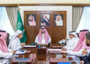 نائب أمير الشرقية يستقبل الرئيس التنفيذي لهيئة التطوير ويطلع على استراتيجية تحسين المشهد الحضري