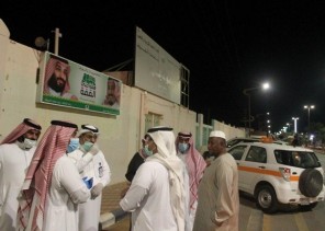 لتطبيق الإجراءات الاحترازية ومنع انتشار فيروس كورونا.. بلدية زلوم تنفذ نظام التباعد الإجتماعي للعمالة لتطبيق الإجراءات الاحترازية ومنع انتشار فيروس كورونا.. بلدية زلوم تنفذ نظام التباعد الإجتماعي للعمالة