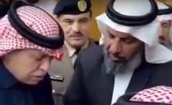 بالفيديو: مواطن يتقدم بشكوى لـ”ماجد القصبي” عن تعثر أحد المشاريع في عسير .. شاهد: ردة فعل الوزير! بالفيديو: مواطن يتقدم بشكوى لـ”ماجد القصبي” عن تعثر أحد المشاريع في عسير .. شاهد: ردة فعل الوزير!