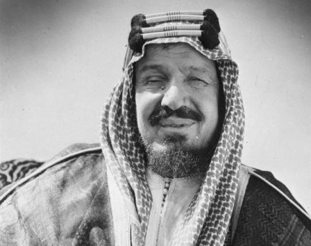 بالفيديو: مسن يروي قصة الملك عبدالعزيز مع قهوة “أبو سحيم” صاحب اللحية البيضاء