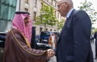 سمو وزير الخارجية يلتقي رئيس المجموعة البرلمانية العربية وأعضاء البرلمان الألماني في برلين