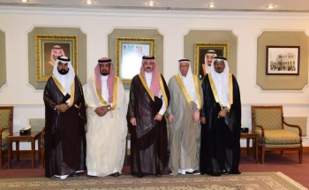 سمو محافظ الاحساء يستقبل أعضاء اللجان ببرنامج المدن الصحية بالهفوف سمو محافظ الاحساء يستقبل أعضاء اللجان ببرنامج المدن الصحية بالهفوف