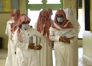 تنبيه هام من محامية للطلاب والطالبات بشأن التصوير بالجوالات خلال تواجدهم داخل المدرسة تنبيه هام من محامية للطلاب والطالبات بشأن التصوير بالجوالات خلال تواجدهم داخل المدرسة