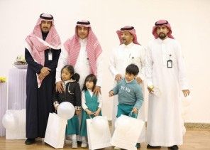 مدير عام فرع وزارة الموارد البشرية والتنمية الاجتماعية بحائل يُشارك أبطال متلازمة داون في يومهم العالمي 2023 مدير عام فرع وزارة الموارد البشرية والتنمية الاجتماعية بحائل يُشارك أبطال متلازمة داون في يومهم العالمي 2023