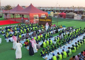 بلدية النعيرية تقيم إفطاراً جماعياً لـ250 عاملاً تقديراً لجهودهم في رمضان