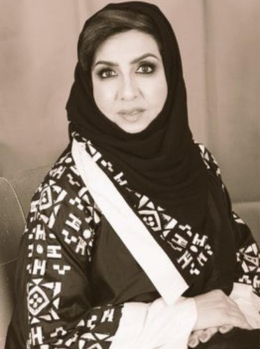 أدبي الباحة يُكرم الروائية أميمة الخميس