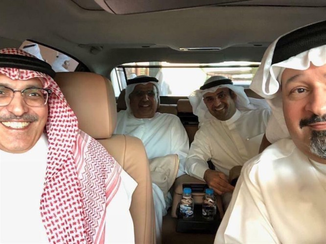 داخل سيارة.. سيلفي يجمع وزراء مالية السعودية والإمارات والبحرين والكويت غرِّد