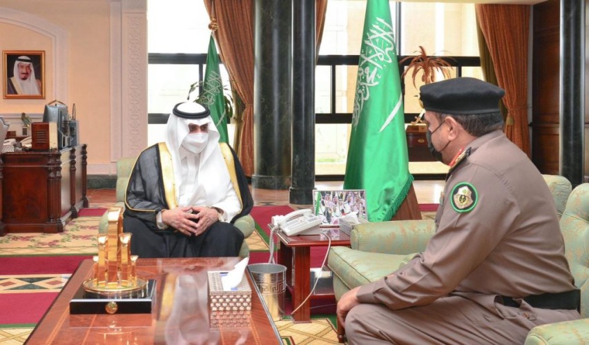 سمو أمير منطقة تبوك يستقبل مدير المرور بالمنطقة