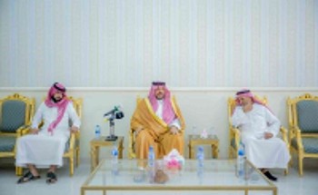 سمو أمير الحدود الشمالية يعزّي ذوي شهيد الواجب عبدالعزيز الفريح ويزور المصابين سمو أمير الحدود الشمالية يعزّي ذوي شهيد الواجب عبدالعزيز الفريح ويزور المصابين