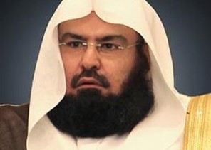 “السديس ” يوافق على مقترح التناوب اليومي بين أئمة ومؤذني المسجد الحرام “السديس ” يوافق على مقترح التناوب اليومي بين أئمة ومؤذني المسجد الحرام