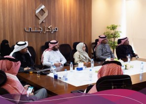 بنك التنمية الاجتماعية يطلع على برامج مركز (جنى) لتحويل الأسر المنتجة من الرعوية للتنموية