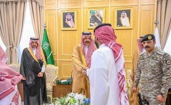 سمو أمير منطقة حائل يستقبل المهنئين من منسوبي الإمارة ‏