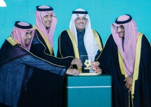 سمو محافظ الأحساء يُدشّن وجهة “الورود” أحدث وجهات NHC العمرانية في المحافظة سمو محافظ الأحساء يُدشّن وجهة “الورود” أحدث وجهات NHC العمرانية في المحافظة